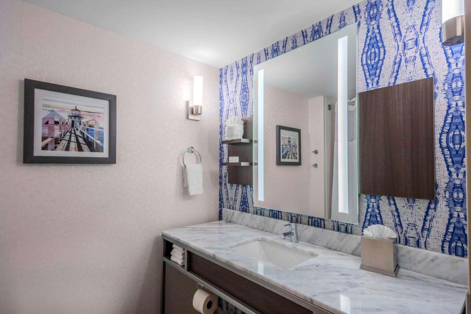 Hilton Garden Inn Freeport Downtown Eksteriør billede